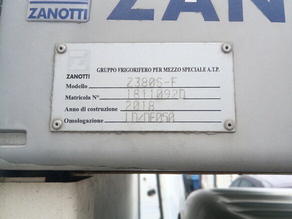2011 Hyundai Porter, серебристый - вид 2