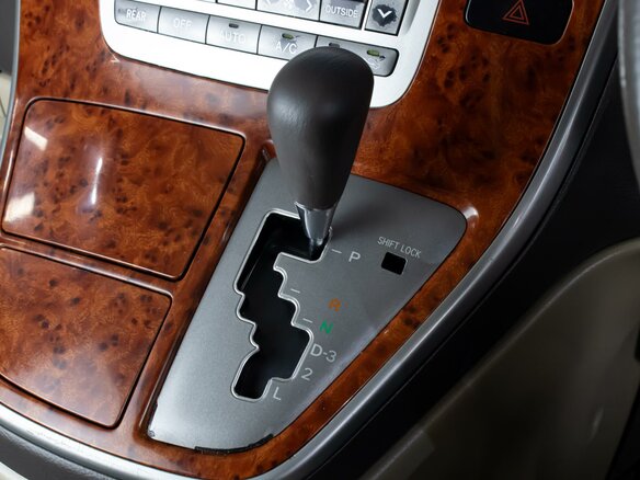 2004 Toyota Alphard I, серый - вид 21