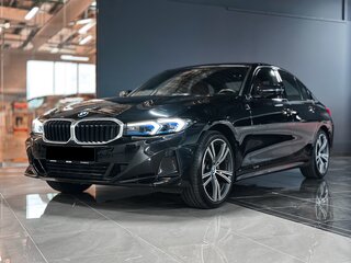 2023 BMW 3 серии 330i xDrive VII (G2x) Рестайлинг, чёрный, 3290000 рублей, вид 2