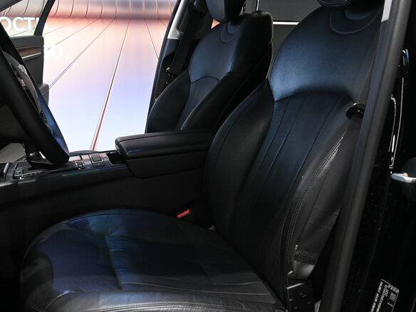 2016 Hyundai Genesis II, чёрный, 1800000 рублей - вид 16