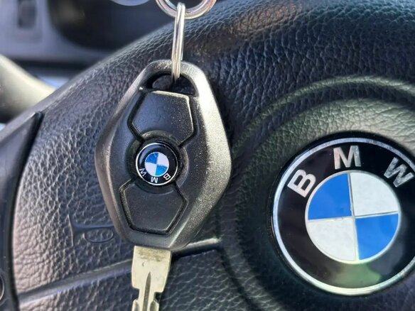 2000 BMW 5 серии 520i IV (E39), чёрный, 850000 рублей - вид 11