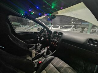 2010 Volkswagen Golf GTI VI, белый, 900000 рублей, вид 3