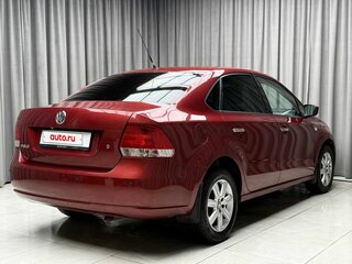 2010 Volkswagen Polo V, красный, 749000 рублей, вид 4