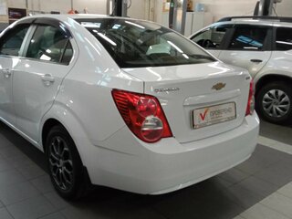 2012 Chevrolet Aveo II, белый, 570000 рублей, вид 4