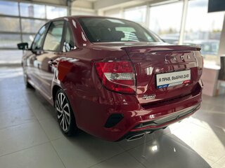 2026 Lada (ВАЗ) Granta Sport I Рестайлинг, красный, 1657000 рублей, вид 5