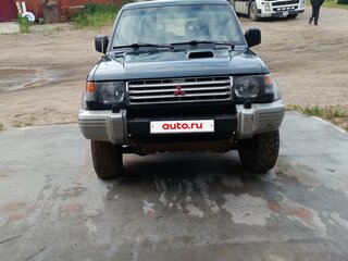 1996 Mitsubishi Pajero II, зелёный, 450000 рублей, вид 2
