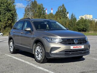 2021 Volkswagen Tiguan II Рестайлинг, коричневый, 2430000 рублей, вид 2