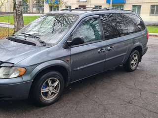 2001 Chrysler Town & Country IV, серый, 410000 рублей, вид 1