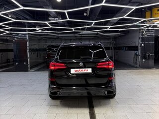 2022 BMW X5 25d IV (G05/G18), чёрный, 7400000 рублей, вид 2