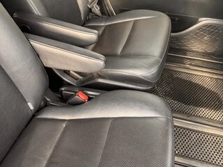 2015 Toyota Esquire I, белый, 2000000 рублей, вид 1
