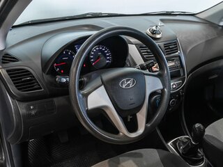 2012 Hyundai Solaris I, фиолетовый, 710000 рублей, вид 5