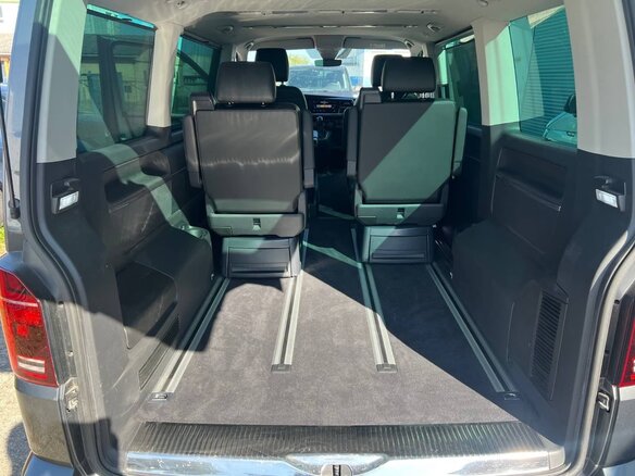 2022 Volkswagen Multivan T6 Рестайлинг, серый, 5479174 рублей - вид 14