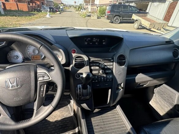 2011 Honda Pilot II Рестайлинг, белый, 1400000 рублей - вид 6