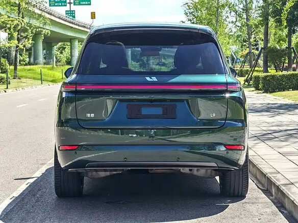 2024 Li Auto (Lixiang) L9 44.5 kWh I, зелёный, 7200110 рублей - вид 2