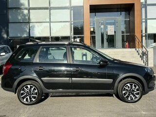2026 Lada (ВАЗ) Granta Cross I Рестайлинг, чёрный, 1366000 рублей, вид 5