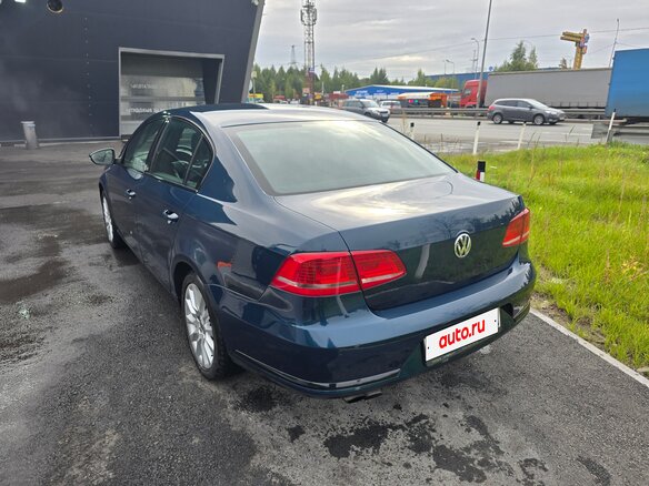 2014 Volkswagen Passat B7, зелёный - вид 4