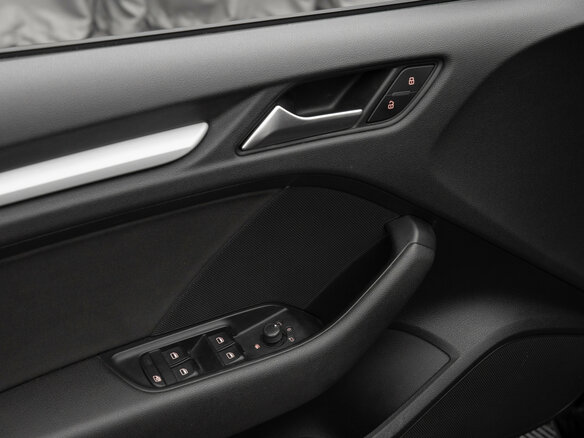 2015 Audi A3 III (8V), чёрный, 1550000 рублей - вид 15