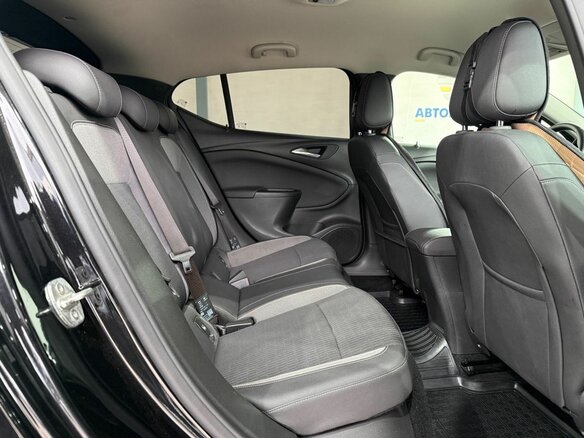 2020 Opel Astra K Рестайлинг, чёрный, 1399000 рублей - вид 11