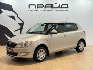 2012 Skoda Fabia II Рестайлинг, серебристый, 629900 рублей, вид 1