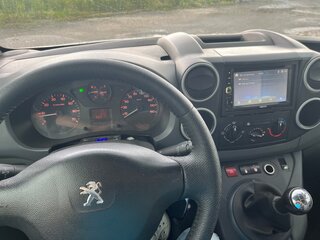 2012 Peugeot Partner II Рестайлинг, белый, 500000 рублей, вид 5