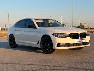 2019 BMW 5 серии 520d VII (G30/G31/G38), белый, 3100000 рублей, вид 4
