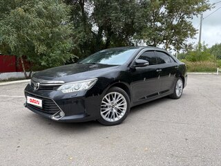 2016 Toyota Camry VII (XV50) Рестайлинг, чёрный, 2100000 рублей, вид 4