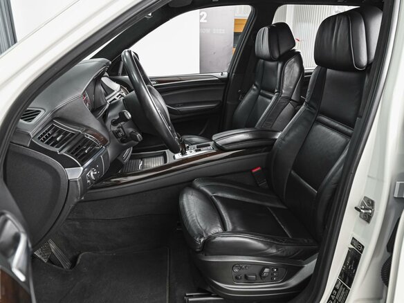 2011 BMW X5 30d II (E70) Рестайлинг, белый, 2290000 рублей - вид 9