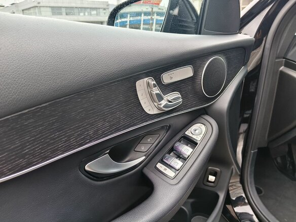 2021 Mercedes-Benz GLC 300 I (X253) Рестайлинг, чёрный - вид 16