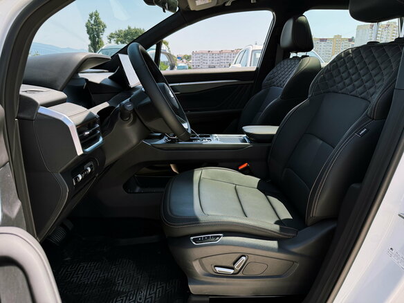 2026 Geely Okavango I Рестайлинг, белый, 4085990 рублей - вид 11