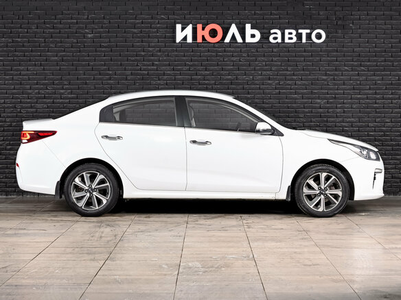 2017 Kia Rio IV, белый, 1490000 рублей - вид 8