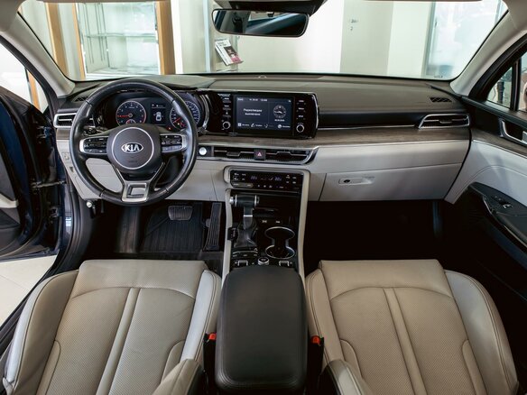 2022 Kia K5 III, синий, 2495000 рублей - вид 15
