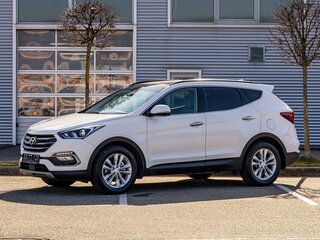2017 Hyundai Santa Fe III Рестайлинг, белый, 1705000 рублей, вид 1