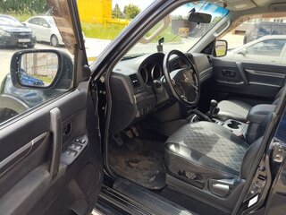 2010 Mitsubishi Pajero IV, чёрный, 1450000 рублей, вид 5