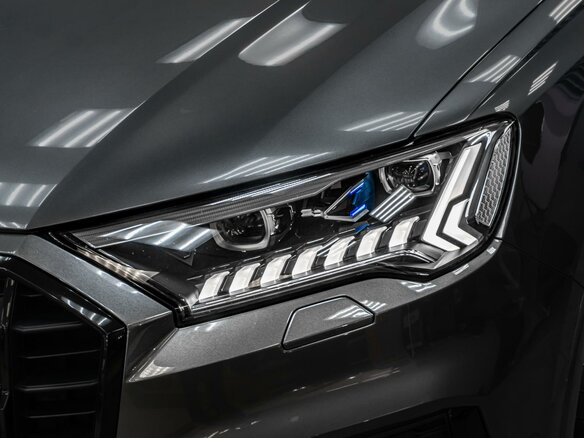 2023 Audi Q7 50 TDI II (4M) Рестайлинг, серый, 11499000 рублей - вид 10