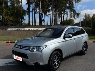 2013 Mitsubishi Outlander III, серебристый, 1249000 рублей, вид 1
