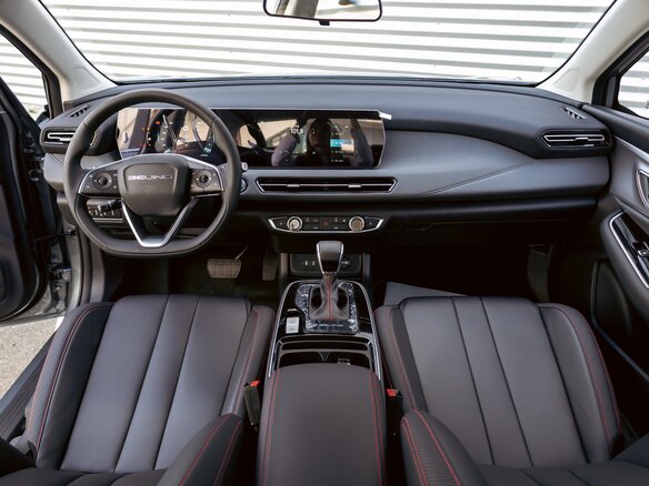 2025 BAIC U5 Plus, серый, 2448000 рублей - вид 15