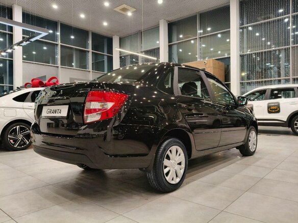 2026 Lada (ВАЗ) Granta I Рестайлинг, чёрный - вид 3