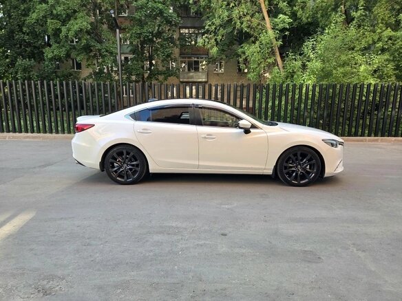 2016 Mazda 6 III (GJ) Рестайлинг, белый, 1775000 рублей - вид 3