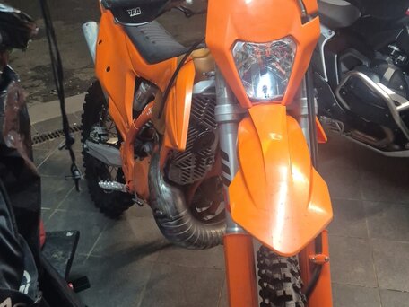 2023 KTM 300 EXC, оранжевый, 540000 рублей, вид 1