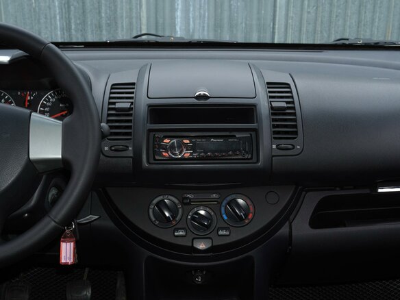 2013 Nissan Note I Рестайлинг, серебристый, 747000 рублей - вид 15