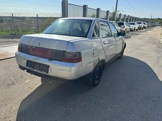 2002 Lada (ВАЗ) 2110, серебристый, 79000 рублей, вид 2