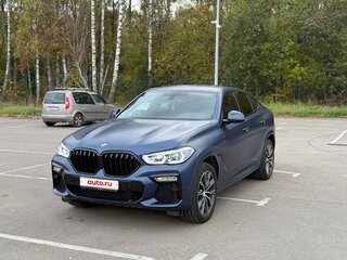 2021 BMW X6 40i III (G06), синий, 7499000 рублей, вид 3