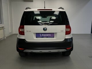 2012 Skoda Yeti I, белый, 1020000 рублей, вид 5
