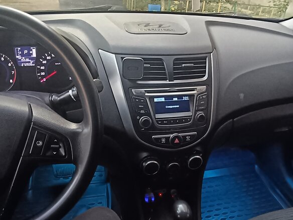 2016 Hyundai Solaris I Рестайлинг, серебристый - вид 6