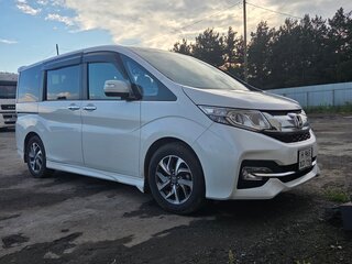 2015 Honda Stepwgn Spada V, белый, 1990000 рублей, вид 2