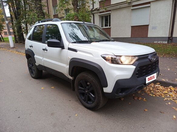 2024 Lada (ВАЗ) Niva Travel I, белый - вид 6