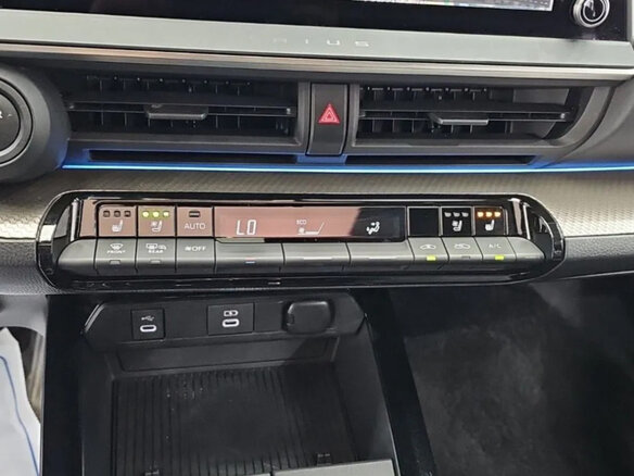 2024 Toyota Prius PHV V (XW60), синий, 2935000 рублей - вид 5