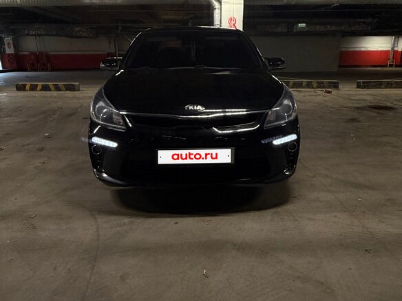 2019 Kia Rio IV, чёрный, 1300000 рублей - вид 5