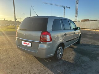 2009 Opel Zafira B Рестайлинг, бежевый, 600000 рублей, вид 4