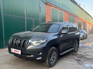 2019 Toyota Land Cruiser Prado 150 Series Рестайлинг 2, серый, 5600000 рублей, вид 2